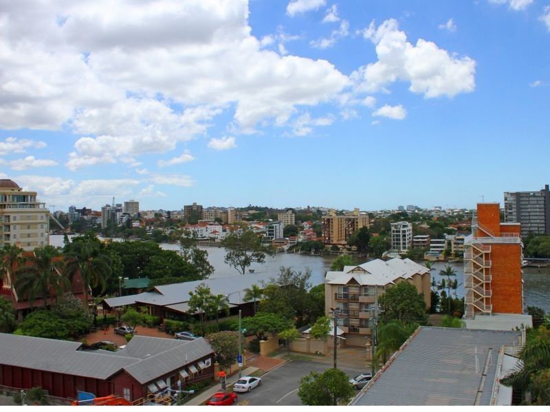 21/19 Thorn Street, Kangaroo Point QLD 4169