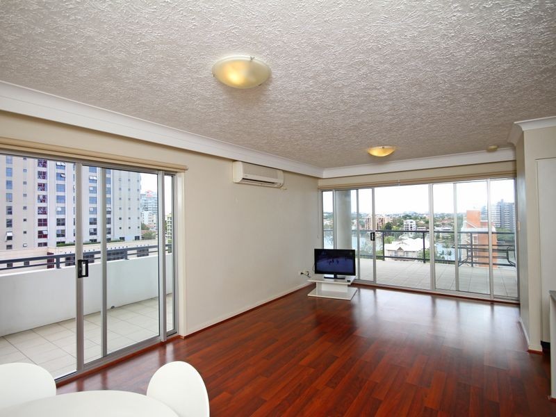 21/19 Thorn Street, Kangaroo Point QLD 4169