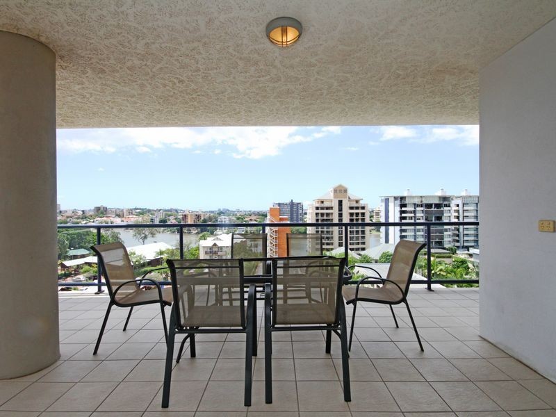 21/19 Thorn Street, Kangaroo Point QLD 4169