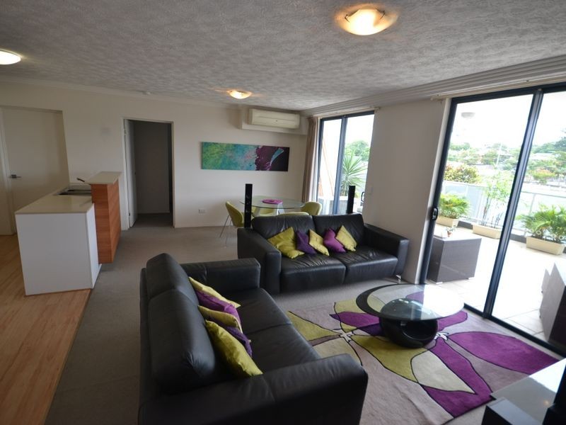 213/803 Stanley Street, Woolloongabba QLD 4102