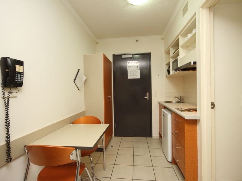 902/9 Castlebar Street, Kangaroo Point QLD 4169