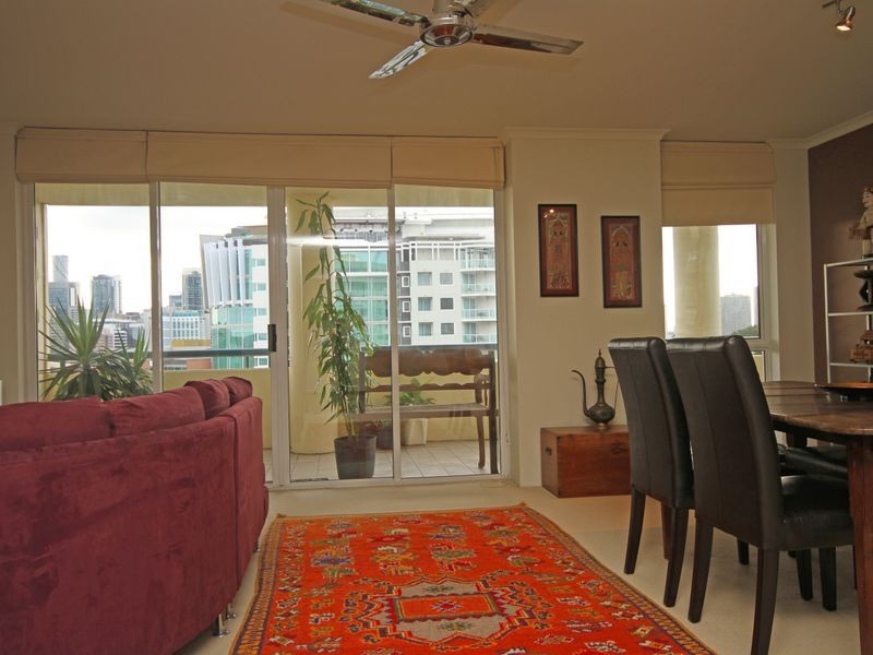 27/57 Lambert St, Kangaroo Point QLD 4169