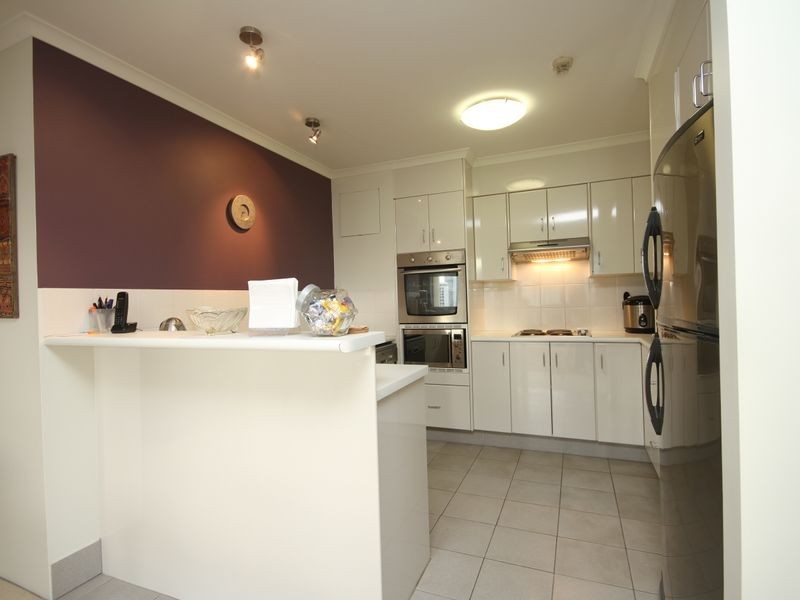 27/57 Lambert St, Kangaroo Point QLD 4169