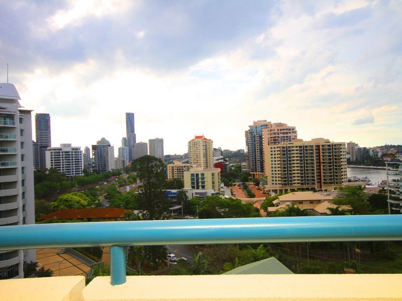 27/57 Lambert St, Kangaroo Point QLD 4169