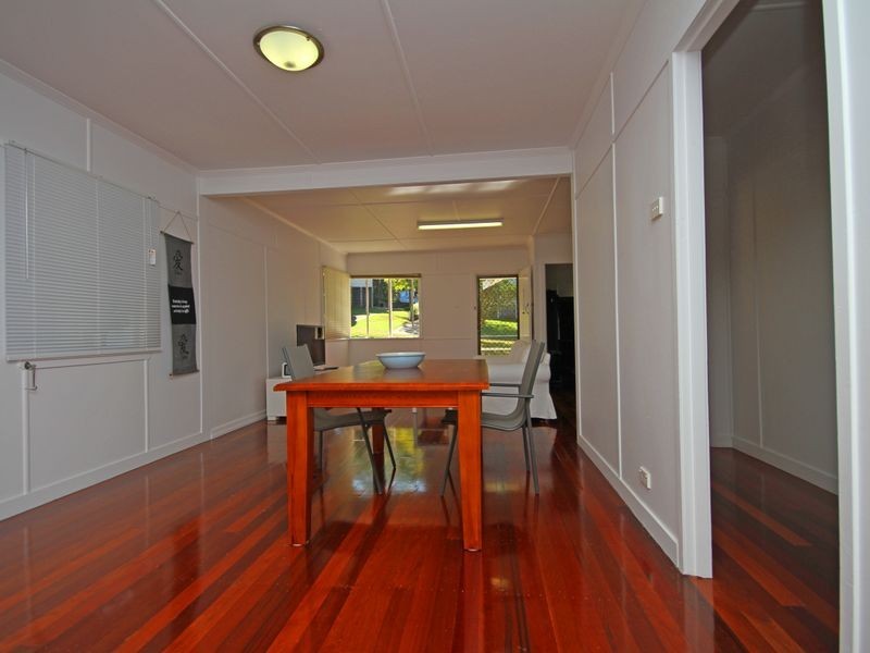 23 Diamond Street, Holland Park QLD 4121