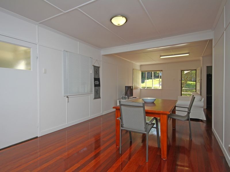 23 Diamond Street, Holland Park QLD 4121