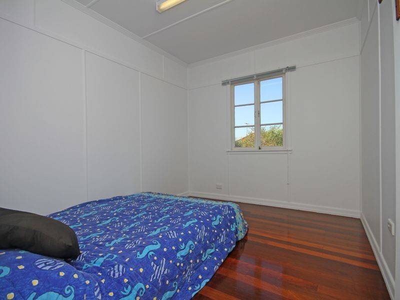 23 Diamond Street, Holland Park QLD 4121