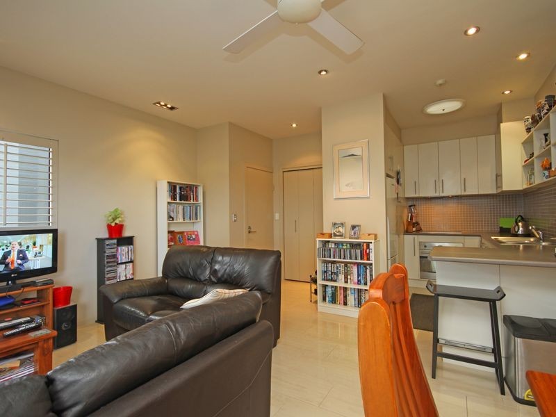 24/75 Thorn St, Kangaroo Point QLD 4169