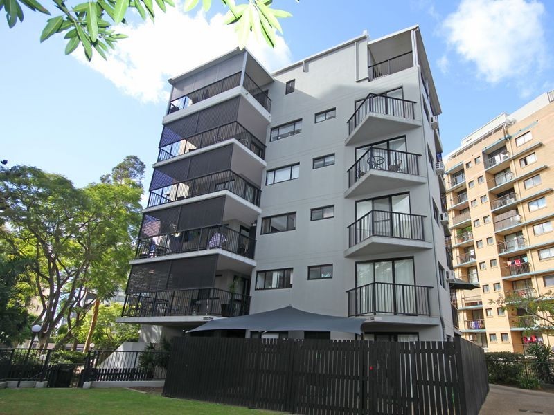 24/75 Thorn St, Kangaroo Point QLD 4169