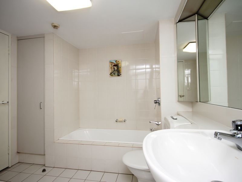 31/57 Lambert St, Kangaroo Point QLD 4169