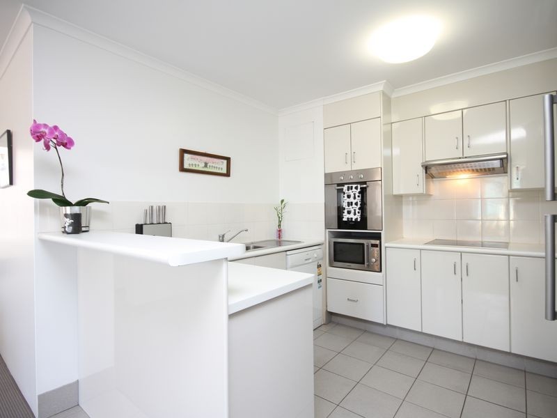 31/57 Lambert St, Kangaroo Point QLD 4169