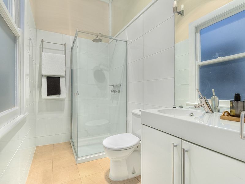 99 Baines St, Kangaroo Point QLD 4169