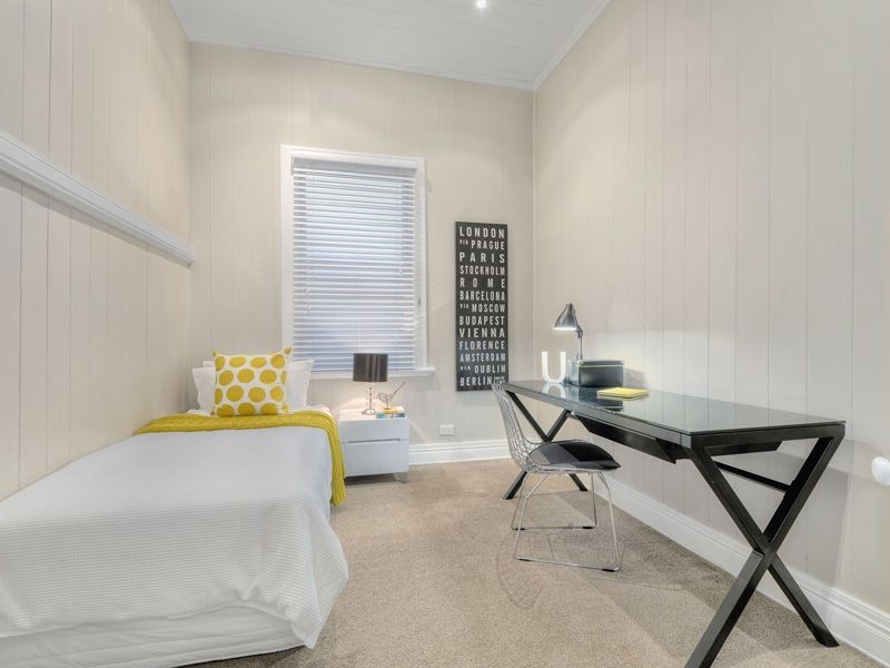 99 Baines St, Kangaroo Point QLD 4169