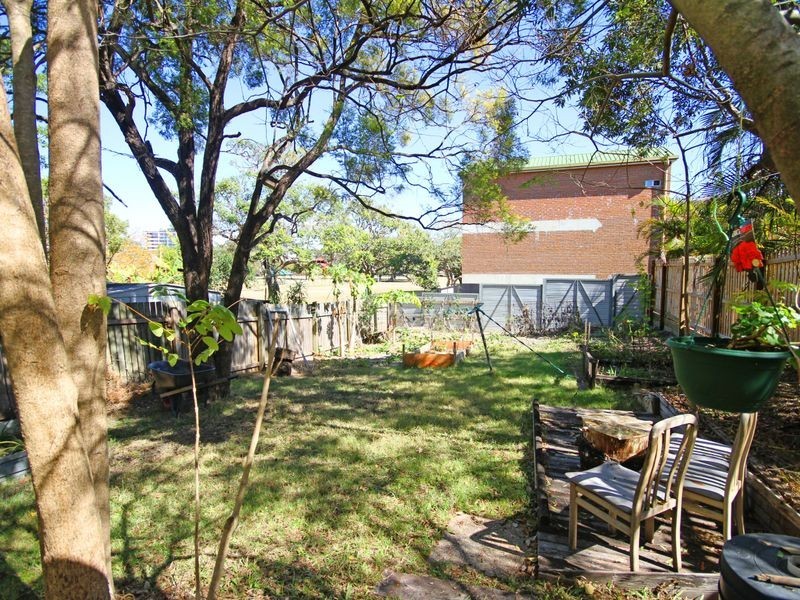 63 Longlands Street, East Brisbane QLD 4169