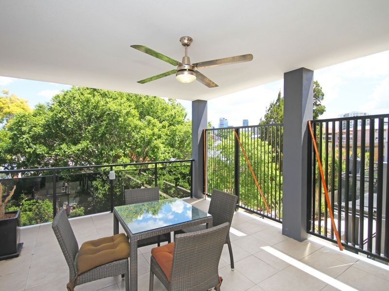 23/204 Wellington Rd, East Brisbane QLD 4169