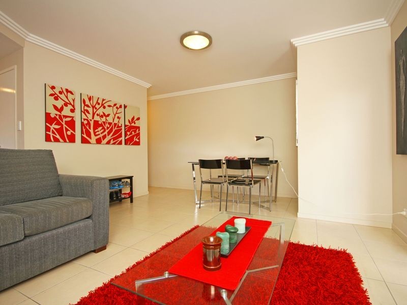 23/204 Wellington Rd, East Brisbane QLD 4169