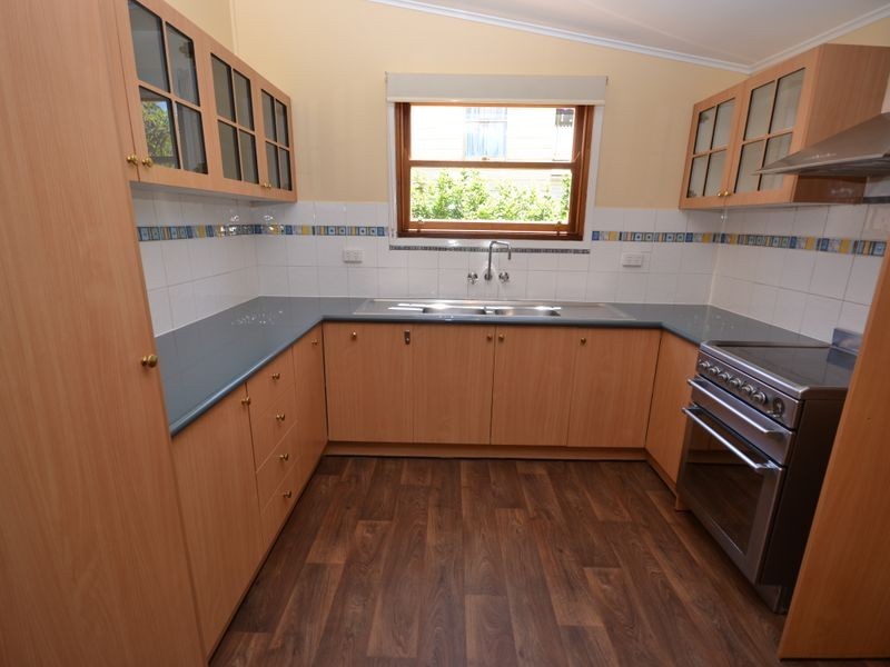 4 Guy St, Woolloongabba QLD 4102