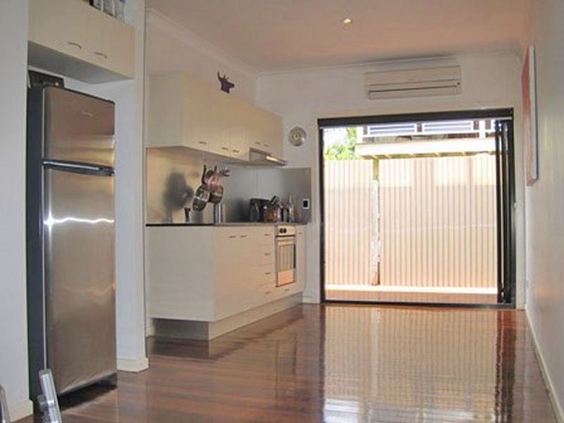 4/74 Rawlins St, Kangaroo Point QLD 4169