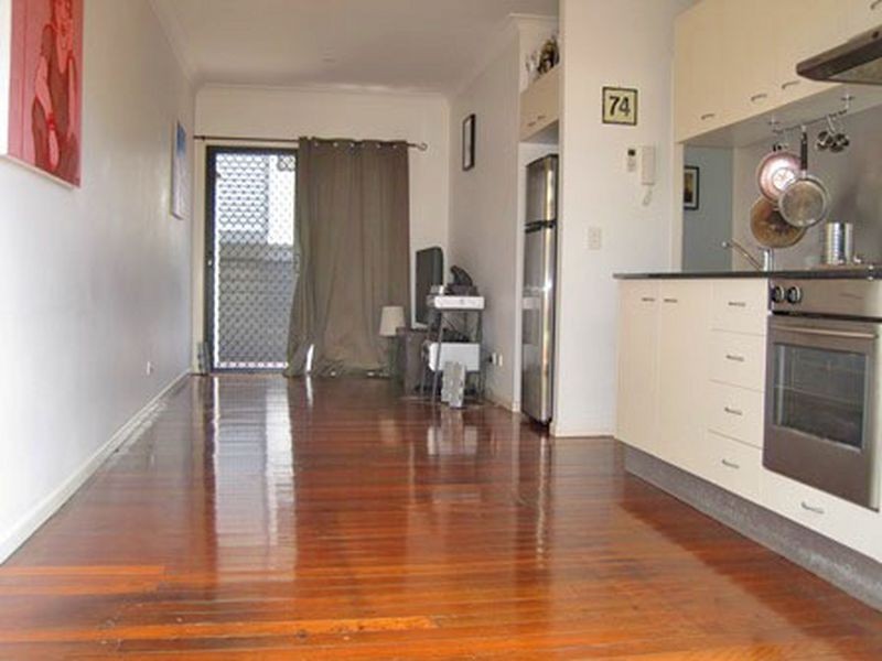 4/74 Rawlins St, Kangaroo Point QLD 4169