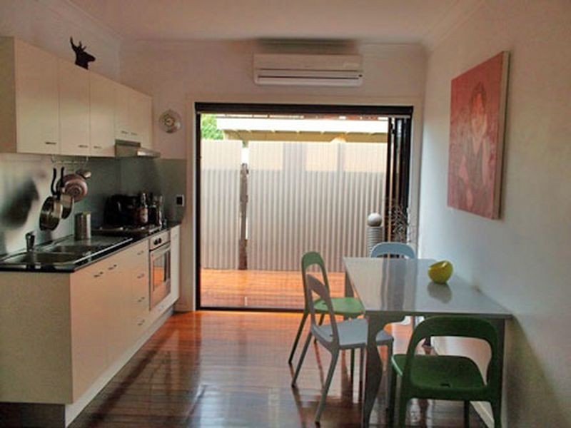 4/74 Rawlins St, Kangaroo Point QLD 4169