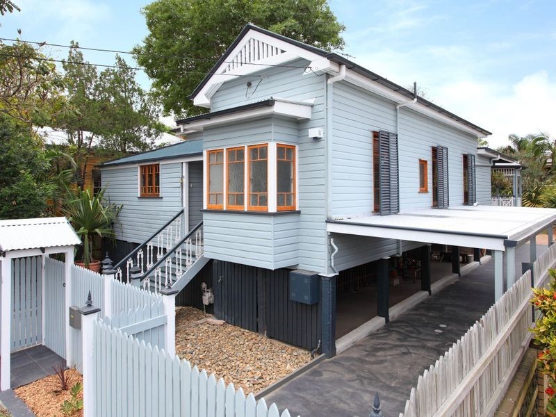 11 Latrobe Street, East Brisbane QLD 4169