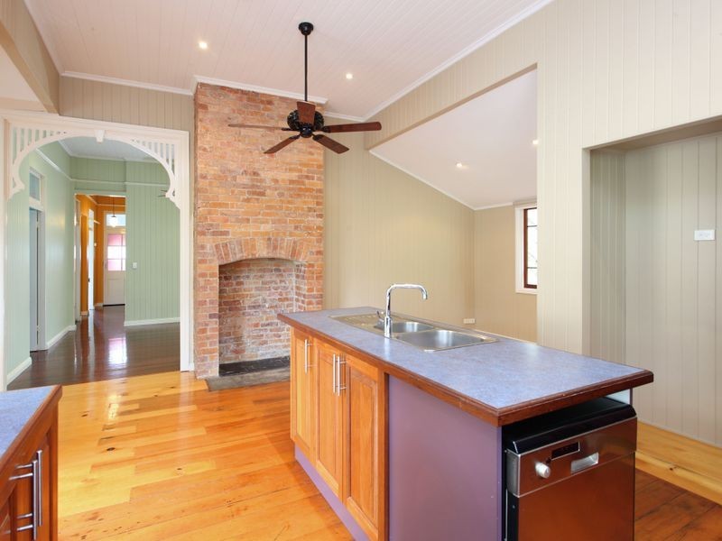 11 Latrobe Street, East Brisbane QLD 4169