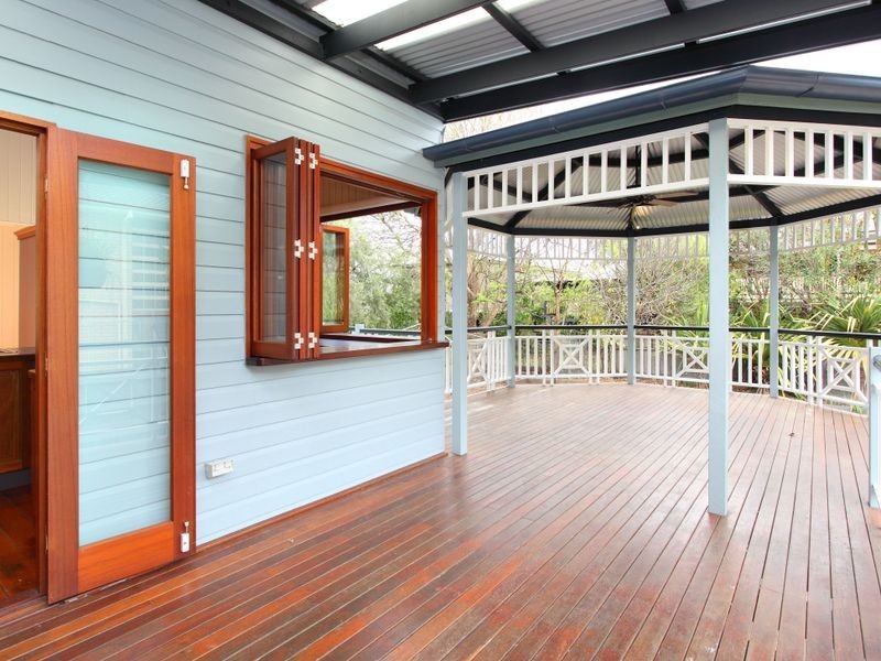 11 Latrobe Street, East Brisbane QLD 4169