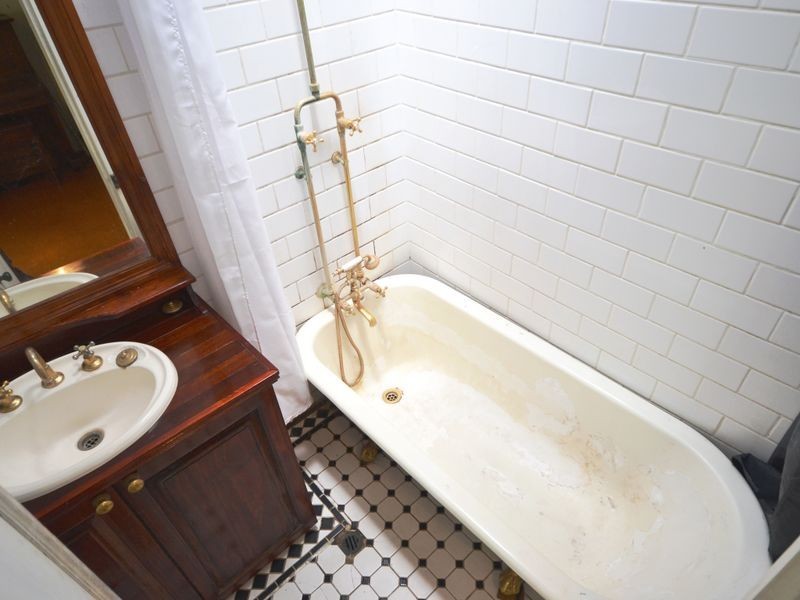 49 Baines St, Kangaroo Point QLD 4169