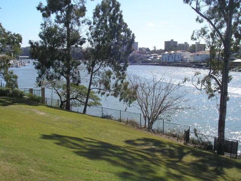 904/9 Castlebar Street, Kangaroo Point QLD 4169
