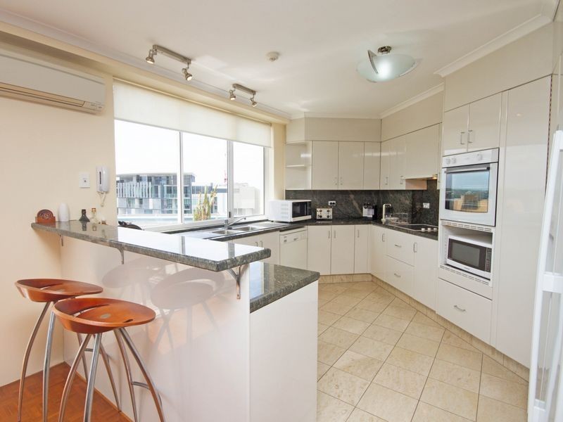 42/57 Lambert St, Kangaroo Point QLD 4169