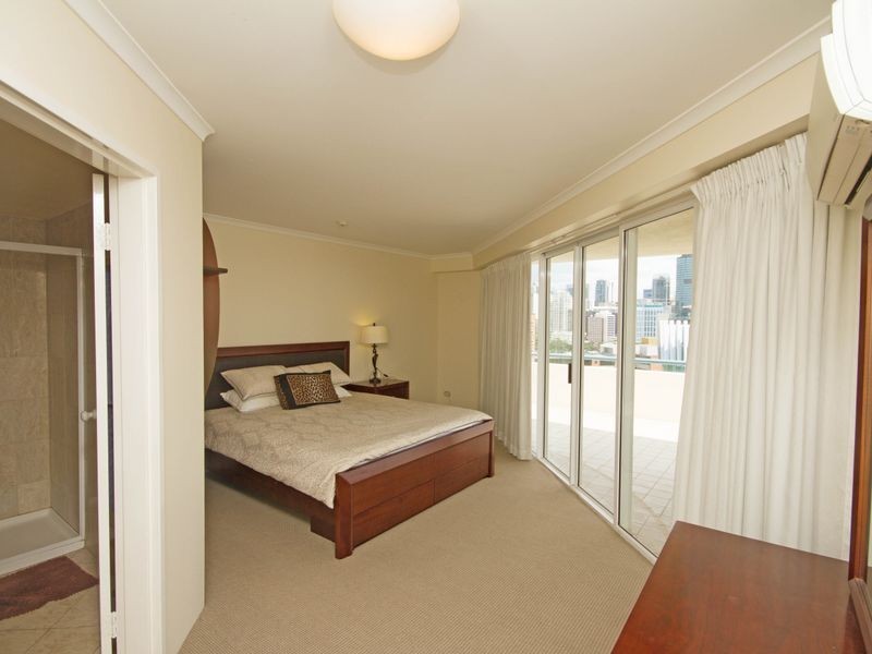 42/57 Lambert St, Kangaroo Point QLD 4169