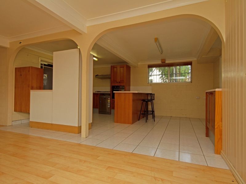 12 Faversham Street, Woolloongabba QLD 4102