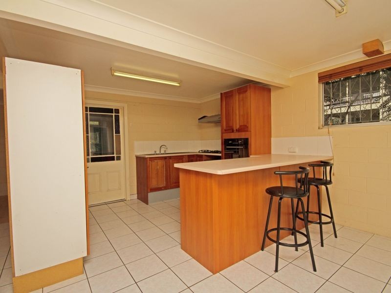 12 Faversham Street, Woolloongabba QLD 4102