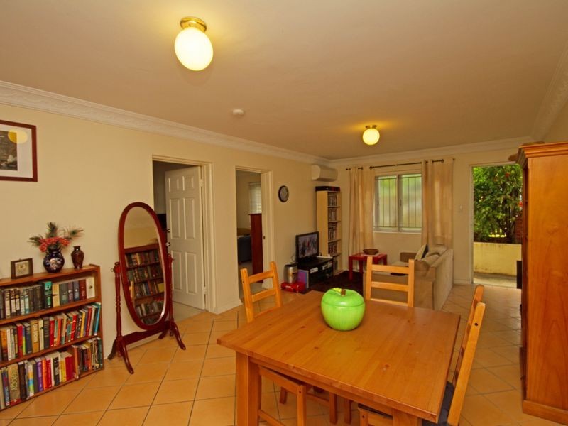 1/7 Mowbray Tce, East Brisbane QLD 4169