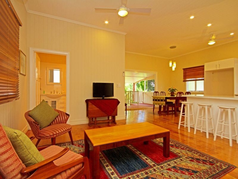 35 Latrobe Street, East Brisbane QLD 4169