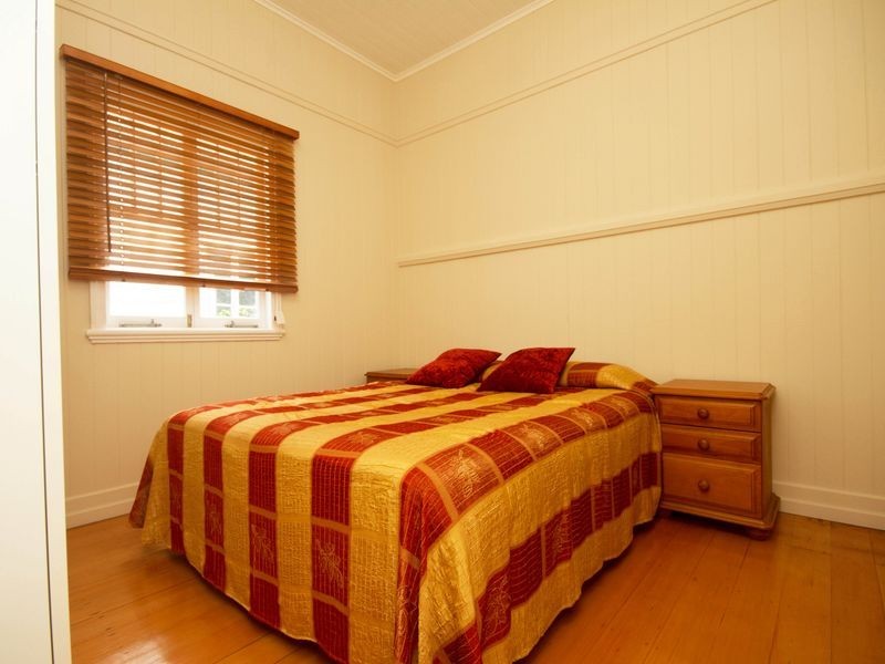 35 Latrobe Street, East Brisbane QLD 4169