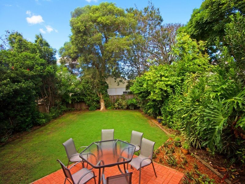 35 Latrobe Street, East Brisbane QLD 4169