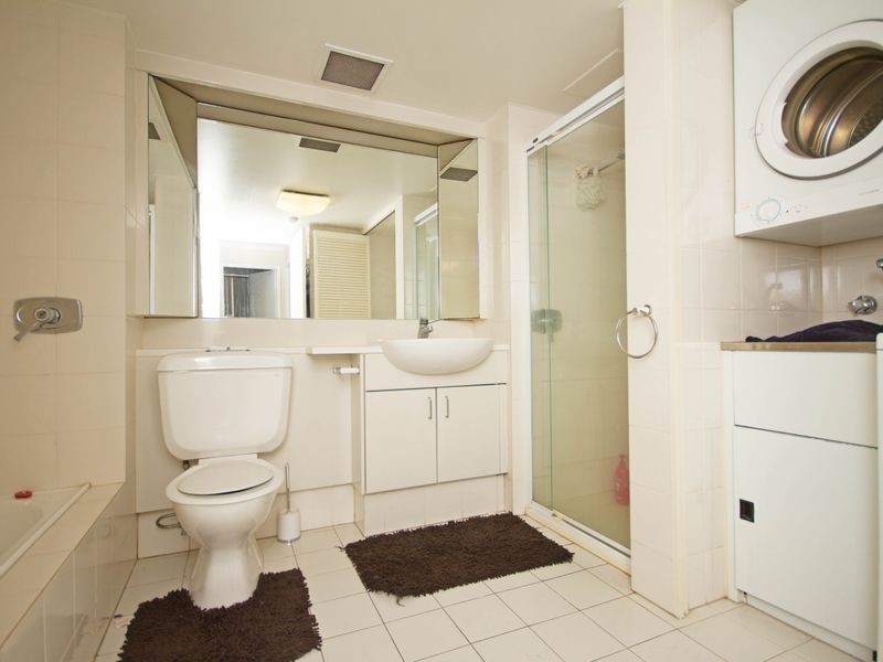 17/57 Lambert Street, Kangaroo Point QLD 4169