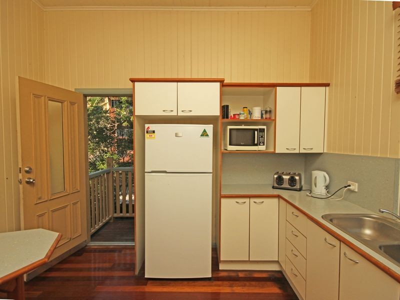 16/29 Bell Street, Kangaroo Point QLD 4169