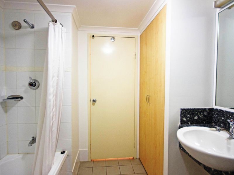 17/192 Wellington Road, East Brisbane QLD 4169