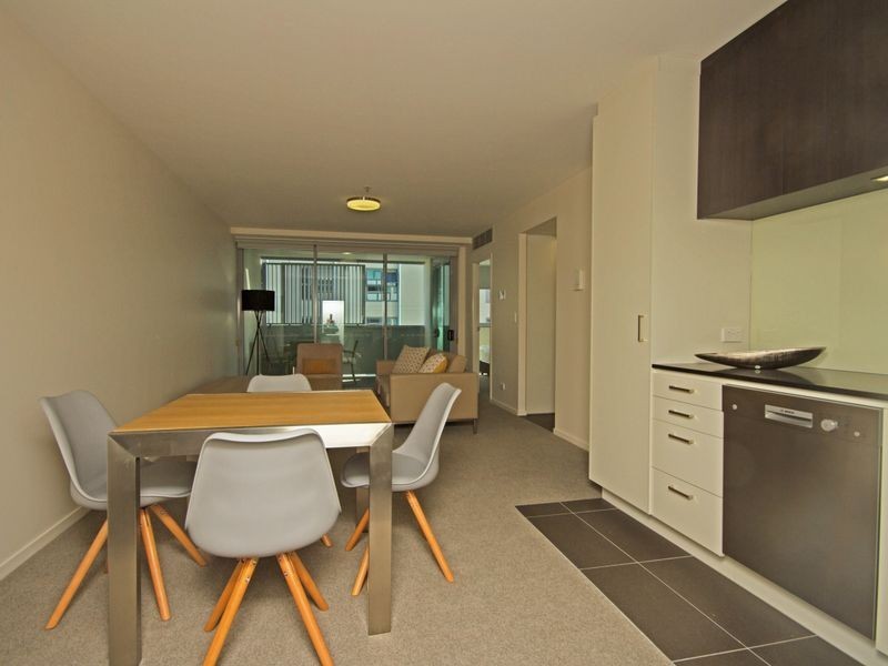 1005/18 Thorn Street, Kangaroo Point QLD 4169