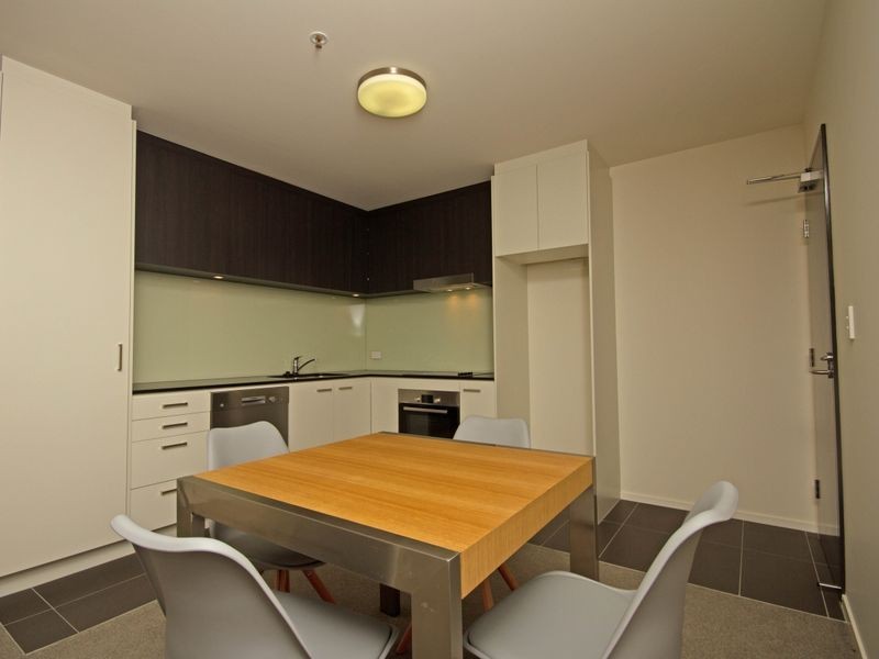 1005/18 Thorn Street, Kangaroo Point QLD 4169