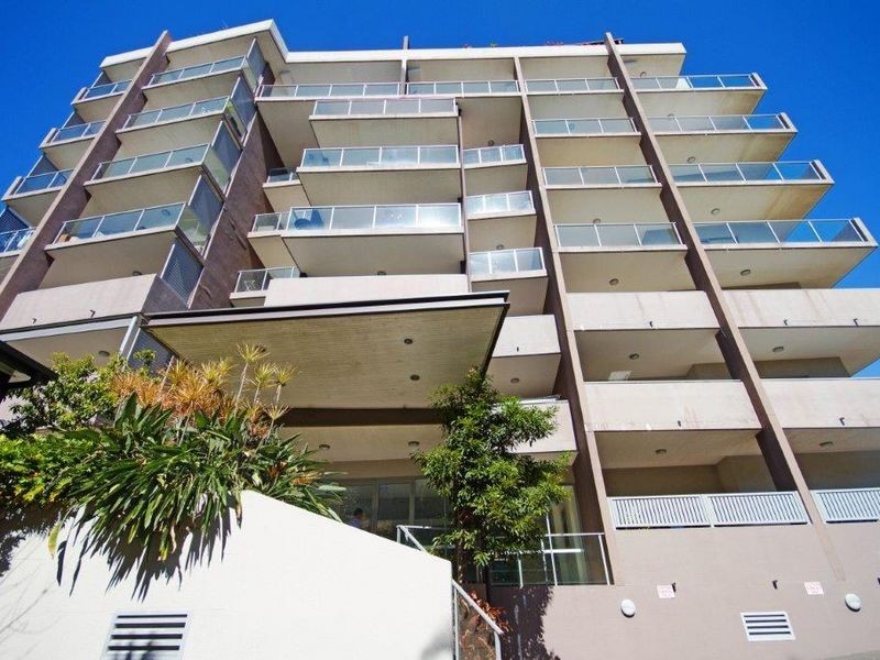 1/215 Wellington Road, Kangaroo Point QLD 4169