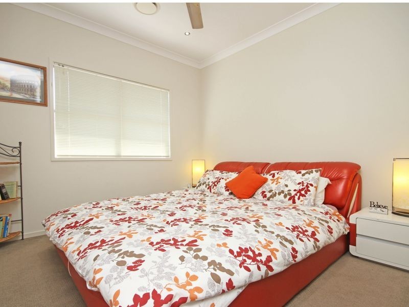 19 Lockhart Street, Woolloongabba QLD 4102