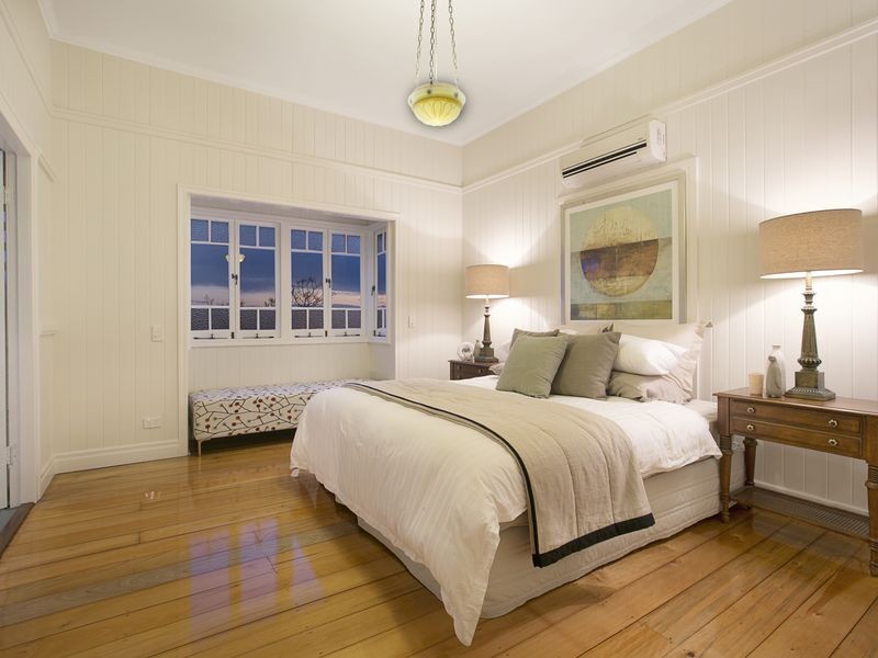 28 Parooba Avenue, Camp Hill QLD 4152