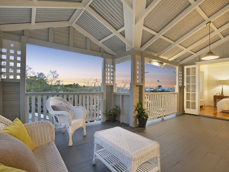 28 Parooba Avenue, Camp Hill QLD 4152