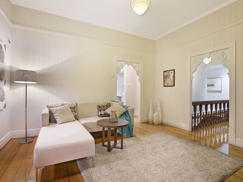 28 Parooba Avenue, Camp Hill QLD 4152