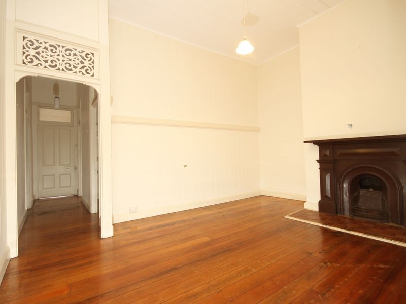 152 Wellington Road, East Brisbane QLD 4169