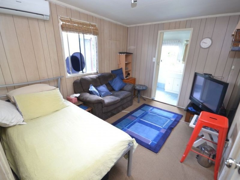 123 Junction Road, Morningside QLD 4170