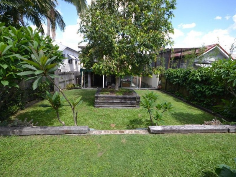 123 Junction Road, Morningside QLD 4170